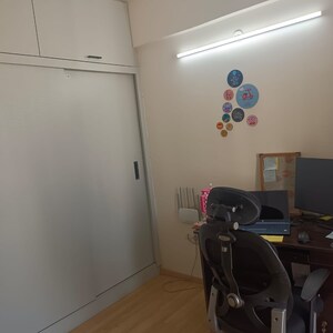 Team Area in 3 BHK Apartment at DLF Regal Gardens, Sector 90 – for Rent