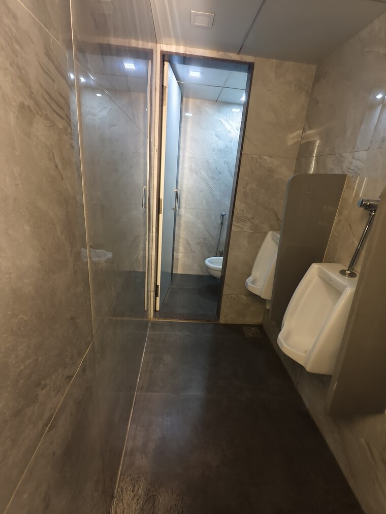 Bathroom, balaji-mayuresh-square Commercial Office Space 2390 Sq.Ft. In Cbd Belapur Sector 15 Navi Mumbai 9234976
