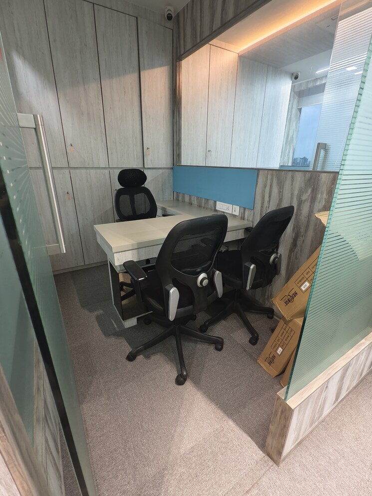 Team Area, balaji-mayuresh-square Commercial Office Space 2390 Sq.Ft. In Cbd Belapur Sector 15 Navi Mumbai 9234976