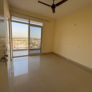 3 BHK Apartment For Rent in Conscient Habitat 78, Faridpur