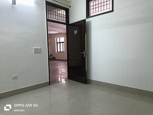 Room in 1 BHK Builder Floor at Saket – for Rent