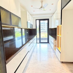 Building Lobby in 4 BHK Builder Floor at Nirvana Courtyard, Nirvana Country – for Sale