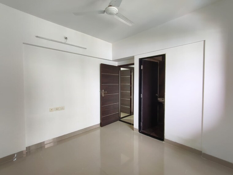 Room, shruti-park 1 Bedroom 450 Sq.Ft. Apartment In Dhokali Thane 9235075