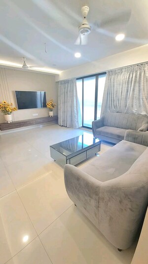 Team Area in 2 BHK Apartment at Nalasopara West – for Sale