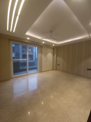 Room in 4 BHK Builder Floor at Greater Kailash I – for Rent