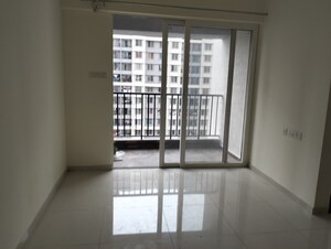 2 BHK Apartment For Rent in Kolte Patil Life Republic, Hinjewadi