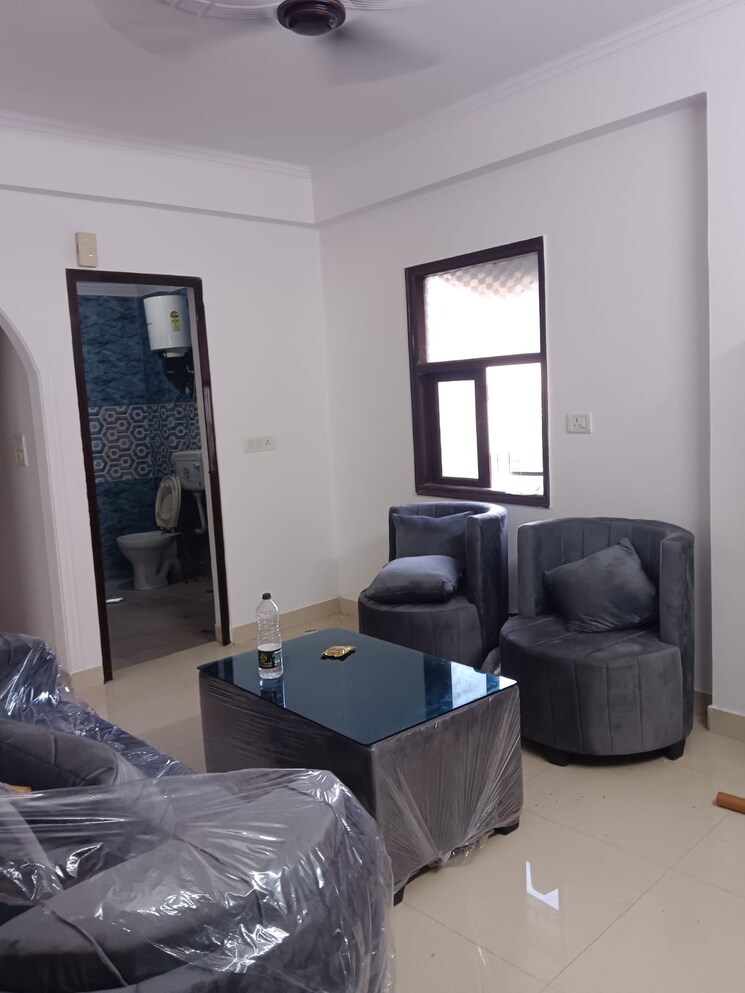 Living Room, saket 1 Bedroom 450 Sq.Ft. Builder Floor In Saket Delhi 9235126