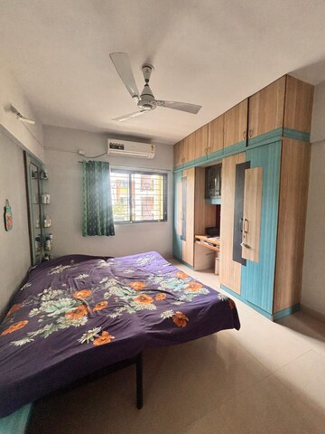 Bedroom in 2 BHK Apartment at Magarpatta Trillium, Hadapsar – for Rent