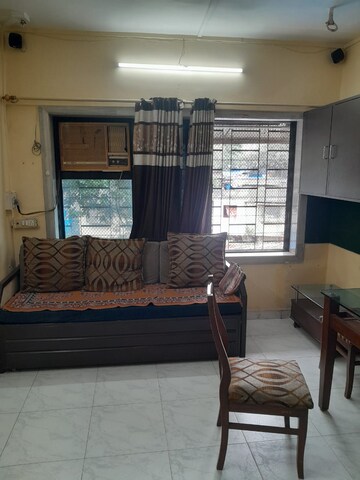 Living Room in 1.5 BHK Apartment at Ram Niketan CHS, Andheri East – for Rent