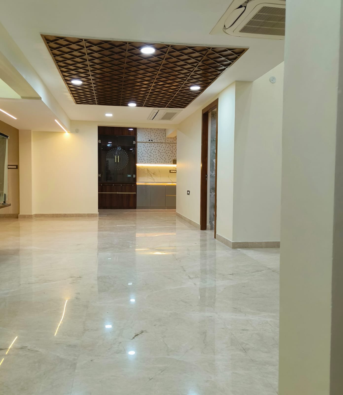 4 BHK + Pooja Room,Extra Room 4887 Sq.Ft. Apartment in Nitesh Logos