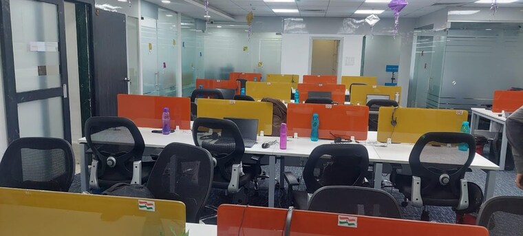 Team Area, vijay nagar Commercial Office Space 1800 Sq.Ft. In Vijay Nagar Indore 9235204