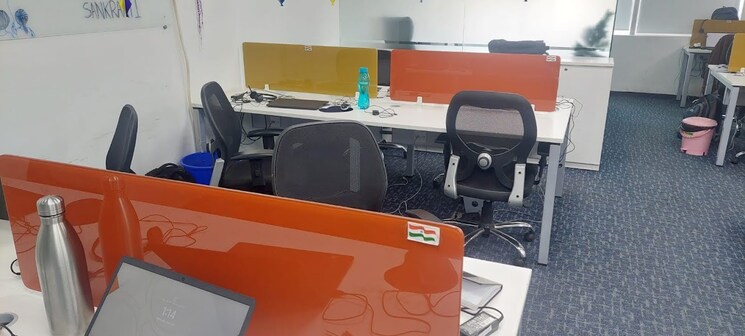 Team Area, vijay nagar Commercial Office Space 1800 Sq.Ft. In Vijay Nagar Indore 9235204