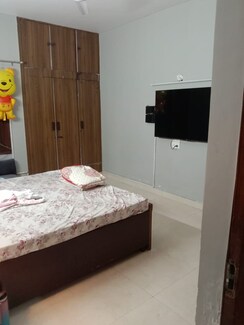 3 BHK + Extra Room Apartment For Sale in Gaur City 2 - 16th Avenue