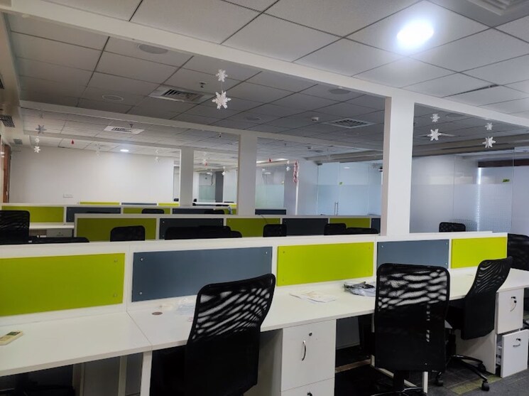 Team Area, south tukoganj Commercial Office Space 1600 Sq.Ft. In South Tukoganj Indore 9235241