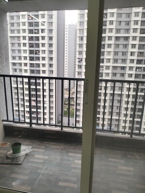 Room in 2 BHK Apartment at Kolte Patil R1 Life Republic, Hinjewadi – for Rent