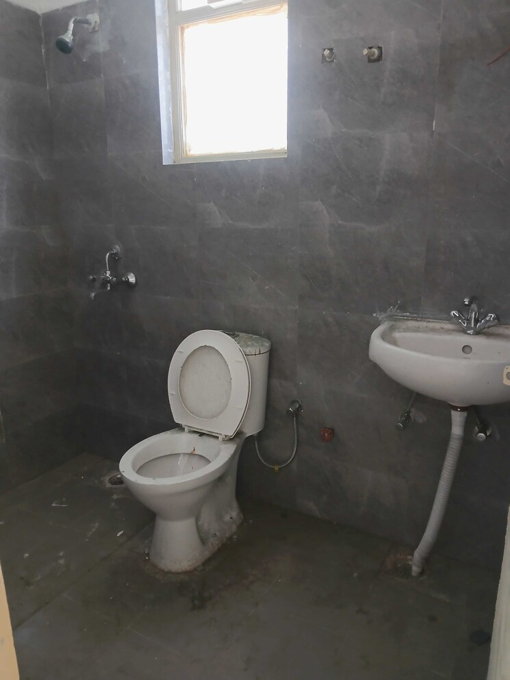 Bathroom, adore-happy-homes-pride 3 Bedroom 646 Sq.Ft. Apartment In Sector 75 Faridabad 9235260