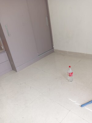 Room in 3 BHK Builder Floor at Orchid Island, Sector 51 – for Rent