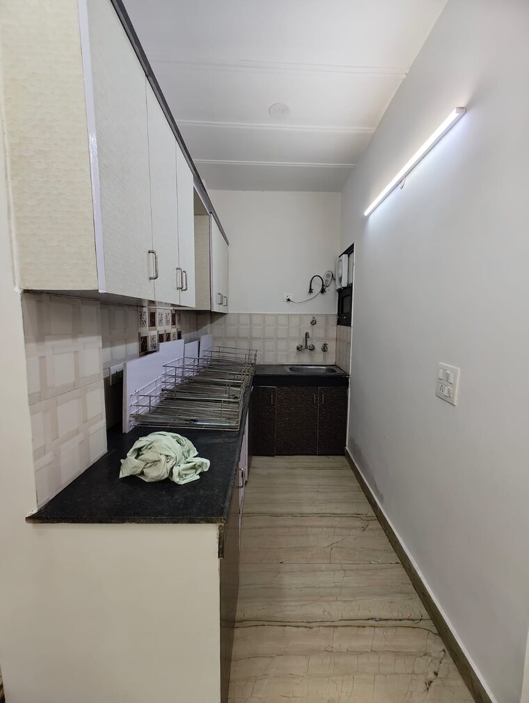 Kitchen, govindpuri 2.5 Bedroom 700 Sq.Ft. Builder Floor In Govindpuri Delhi 9235276