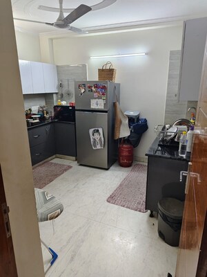 Master Bedroom in 3 BHK Builder Floor at RWA Apartments Sector 50, Sector 50 – for Rent