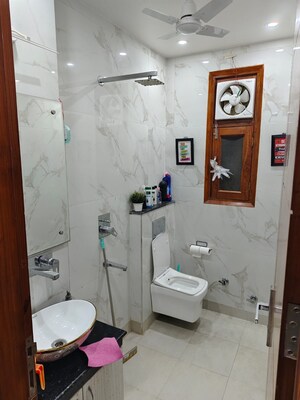 Bathroom in 3 BHK Builder Floor at RWA Apartments Sector 50, Sector 50 – for Rent