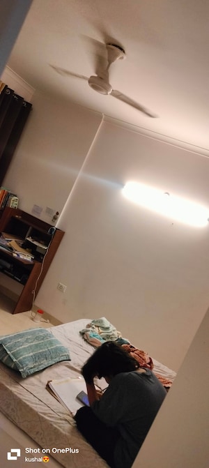 Furnished Amenities in 2 BHK Apartment at Ansal Celebrity Meadows, Sushant Golf City – for Rent