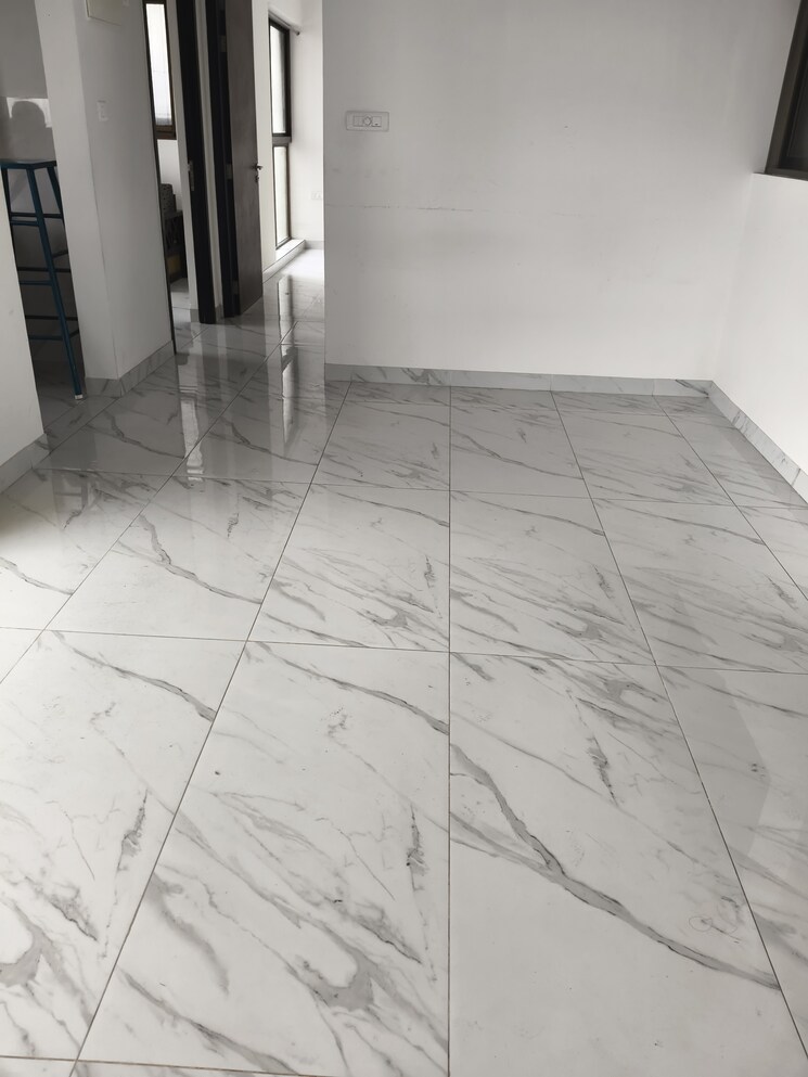 Room, raymond-ten-x-habitat 2 Bedroom 1050 Sq.Ft. Apartment In Pokhran Road No Two Thane 9235321