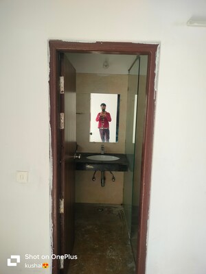 Attached Bathroom in 3.5 BHK Apartment at Ansal Celebrity Meadows, Sushant Golf City – for Rent