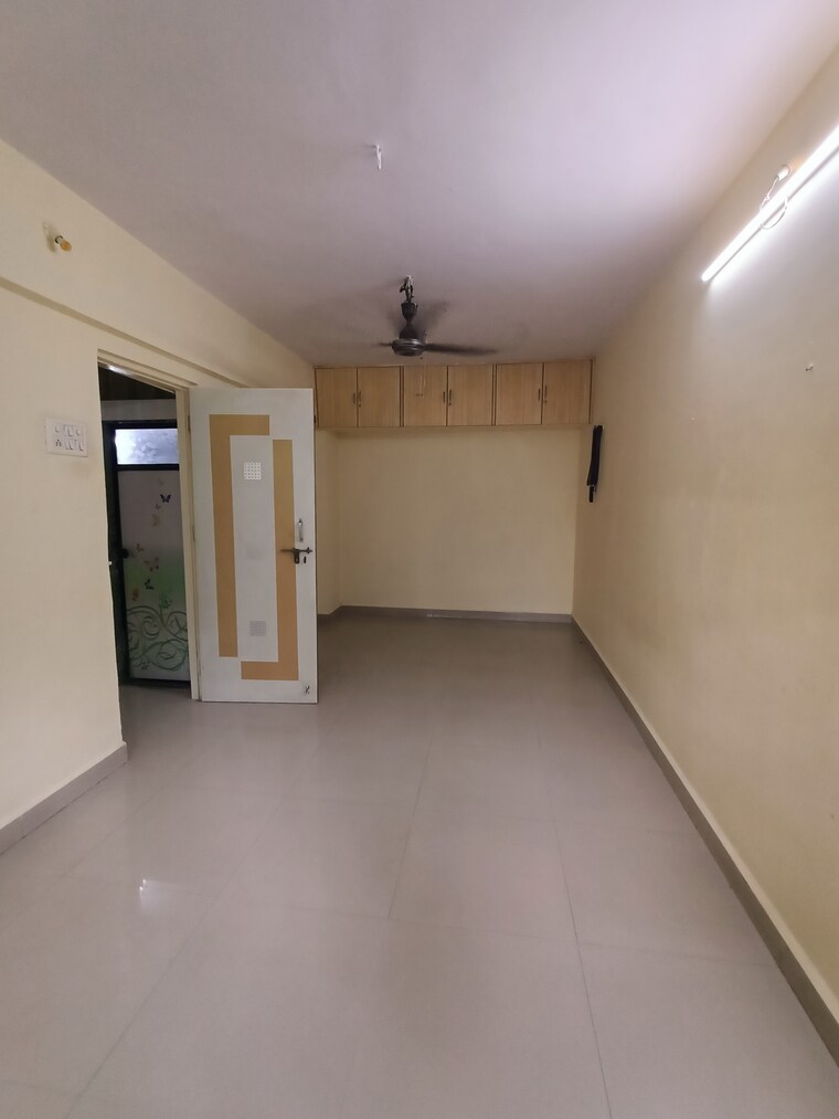 Room, dombivli west 1 Bedroom 550 Sq.Ft. Apartment In Dombivli West Thane 9235327