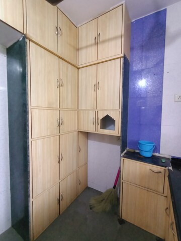 Furnished Amenities in 1 BHK Apartment at Dombivli West – for Rent