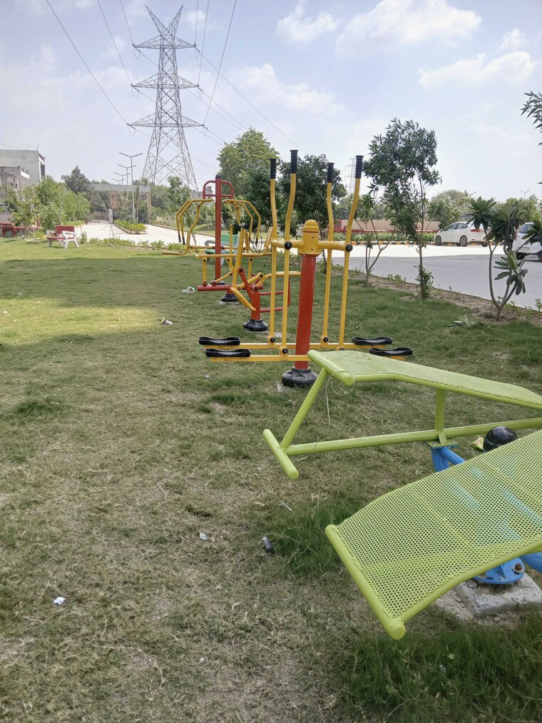 Garden, adore-happy-homes-pride 3 Bedroom 850 Sq.Ft. Apartment In Sector 75 Faridabad 9235339