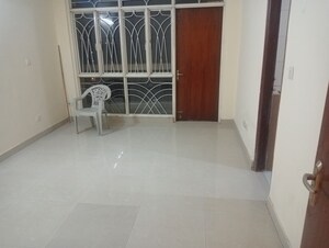 Room in 3.5 BHK Apartment at Parsvnath Green Ville, Sector 48 – for Rent