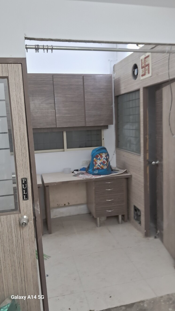 undefined, sector 4 kopar khairane Commercial Shop 800 Sq.Ft. In Sector 4 Kopar Khairane Navi Mumbai 9235393