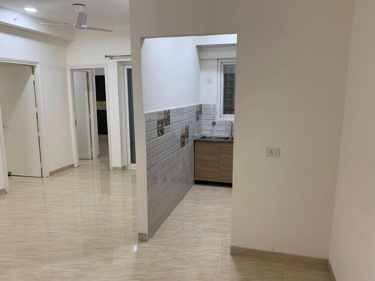 Room, mahagun-mywoods 3 Bedroom 1370 Sq.Ft. Apartment In Sector 16c Greater Noida Greater Noida 9235361