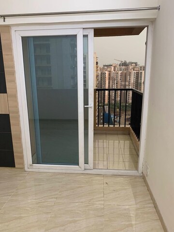 Room in 3 BHK Apartment at Mahagun Mywoods, Sector 16c Greater Noida – for Sale