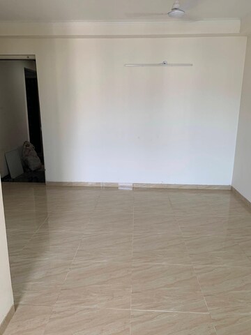 Room in 3 BHK Apartment at Mahagun Mywoods, Sector 16c Greater Noida – for Sale