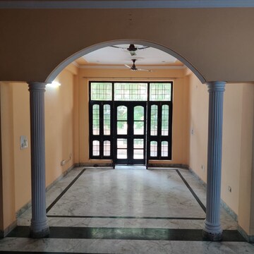 Bedroom in 2 BHK Villa at Sector 48 – for Rent