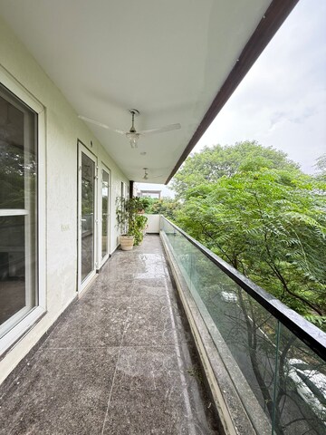 Balcony in 3 BHK Builder Floor at Uppal Southend, Sector 49 – for Rent