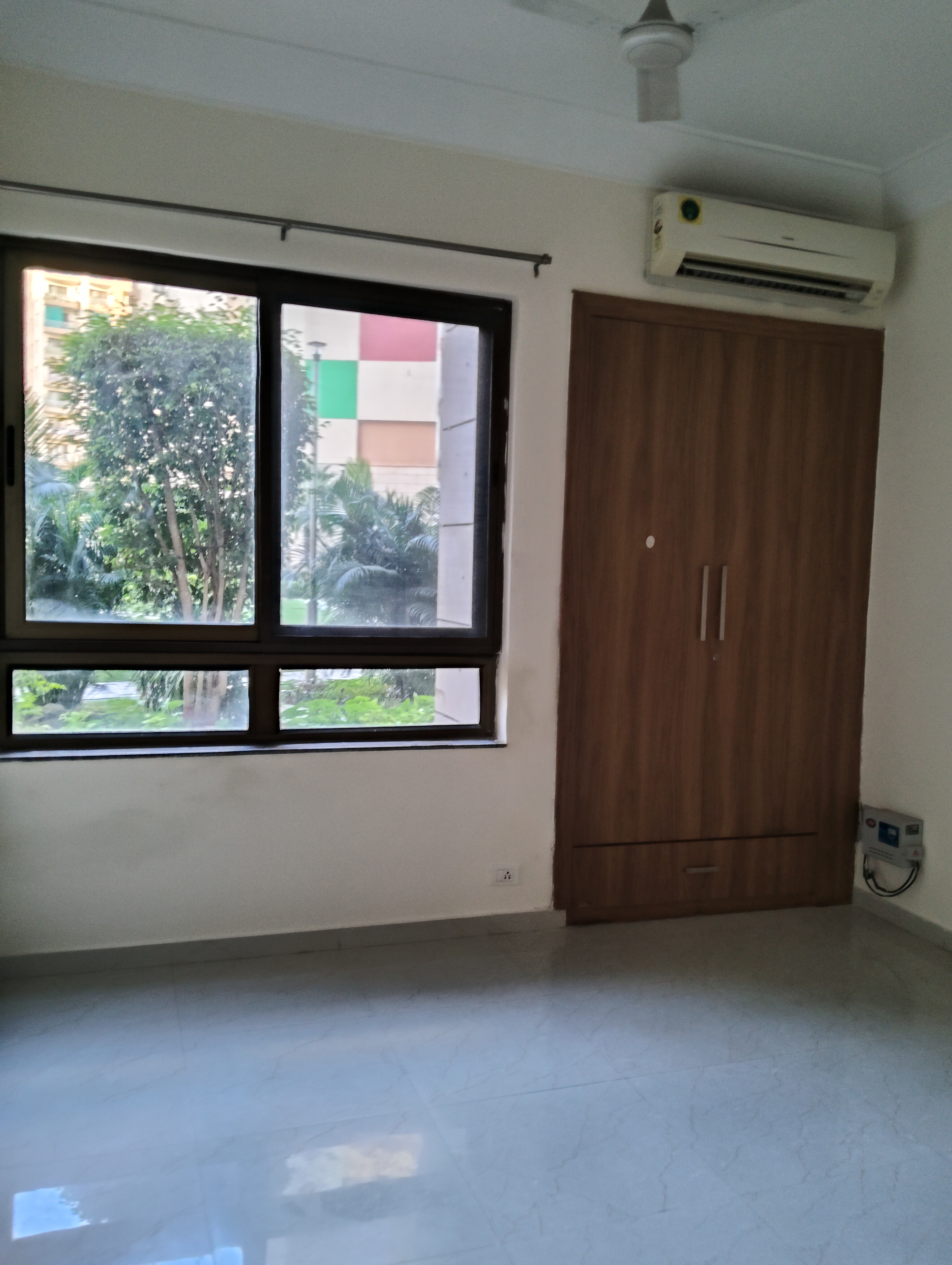 3 BHK Apartment For Rent in Unitech Fresco