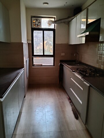 Kitchen in 3 BHK Apartment at Unitech Fresco, Sector 50 – for Rent