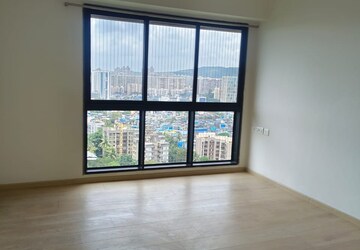 Room in 4 BHK Apartment at Kanakia Rainforest, Andheri East – for Rent