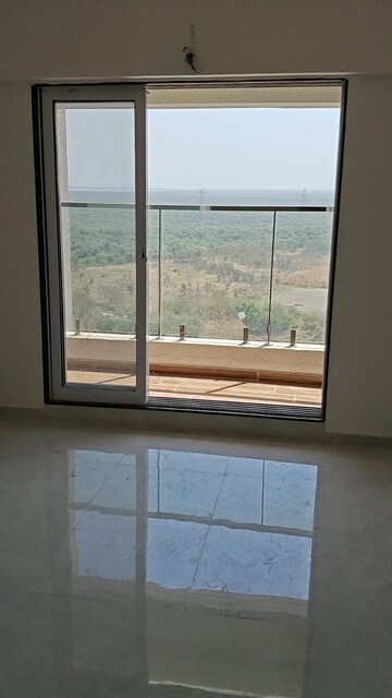 Room in 2 BHK Apartment at Adityaraj Breeze, Vikhroli East – for Sale