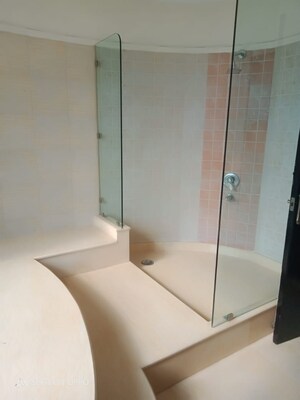 Bathroom in 4 BHK Apartment at Vipul World Floors, Sector 48 – for Rent