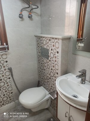 Bathroom in 2 BHK Builder Floor at Lajpat Nagar – for Rent