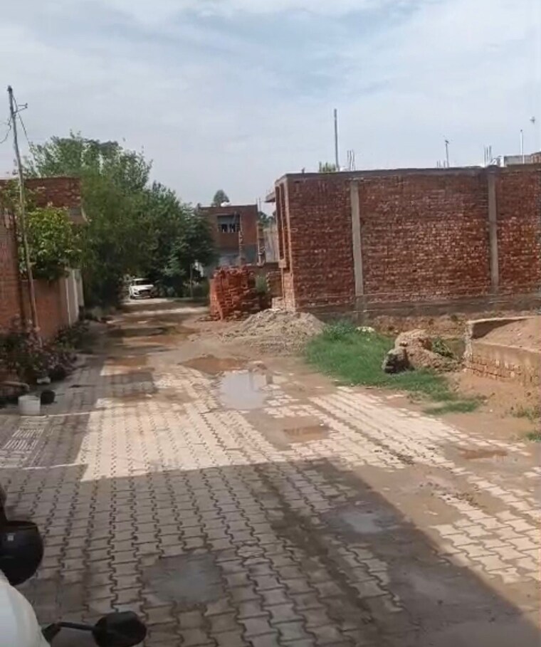 Exterior View, kharar road  200 Sq.Yd. Plot In Kharar Road Mohali 9235512