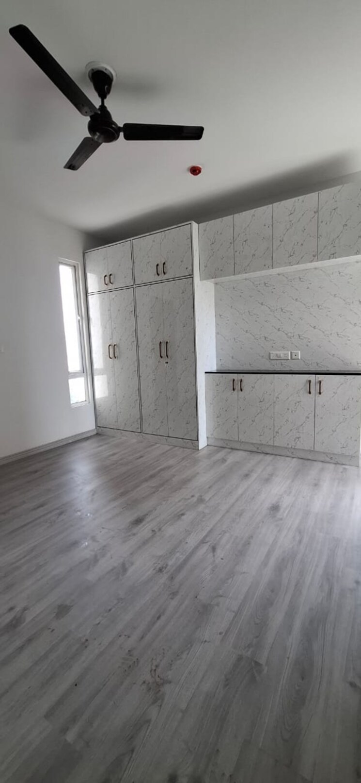 Room, hero-homes-gurgaon 3 Bedroom 1359 Sq.Ft. Apartment In Sector 104 Gurgaon 9235457