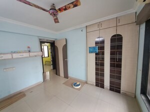 Room in 2 BHK Apartment at Neptune Living Point, Bhandup West – for Rent