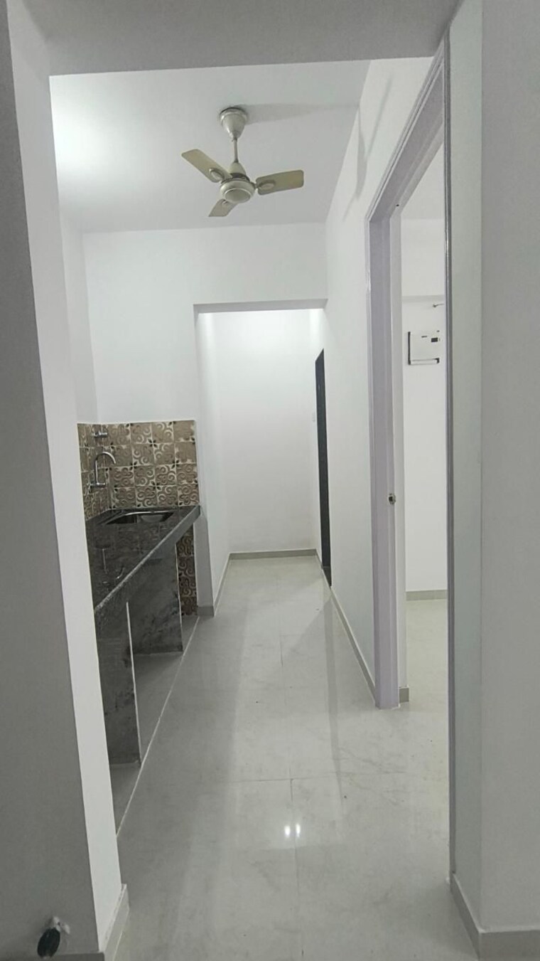 Kitchen, puranik-rumah-bali 2 Bedroom 650 Sq.Ft. Apartment In Ghodbunder Road Thane 9235536