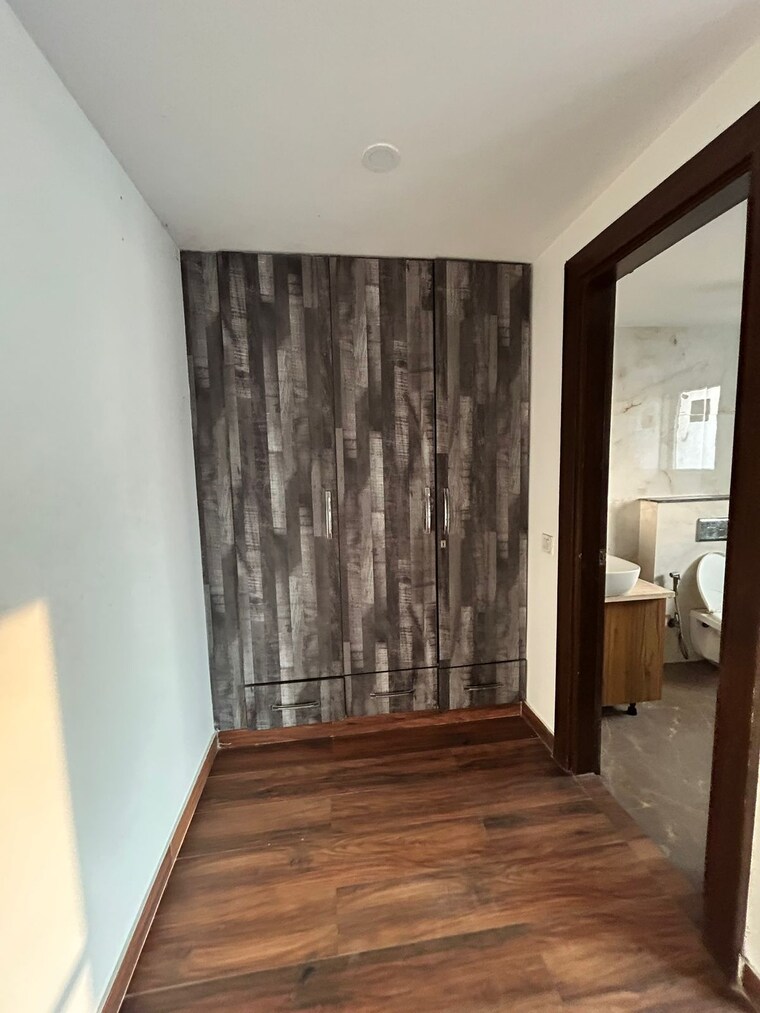 Room, palam vihar 3 Bedroom 1950 Sq.Ft. Independent House In Palam Vihar Gurgaon 9235538