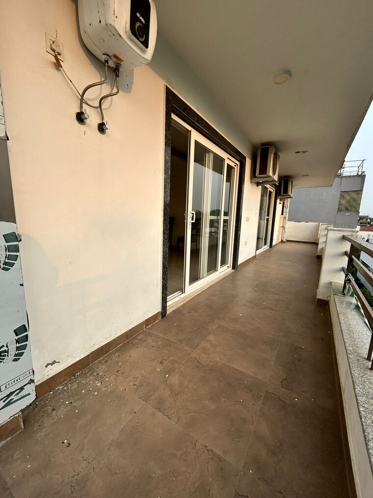 Balcony, palam vihar 3 Bedroom 1950 Sq.Ft. Independent House In Palam Vihar Gurgaon 9235538
