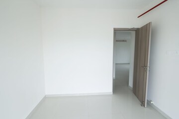 Room in 1 BHK Apartment at Ram Pushpanjali Residency, Owale – for Rent